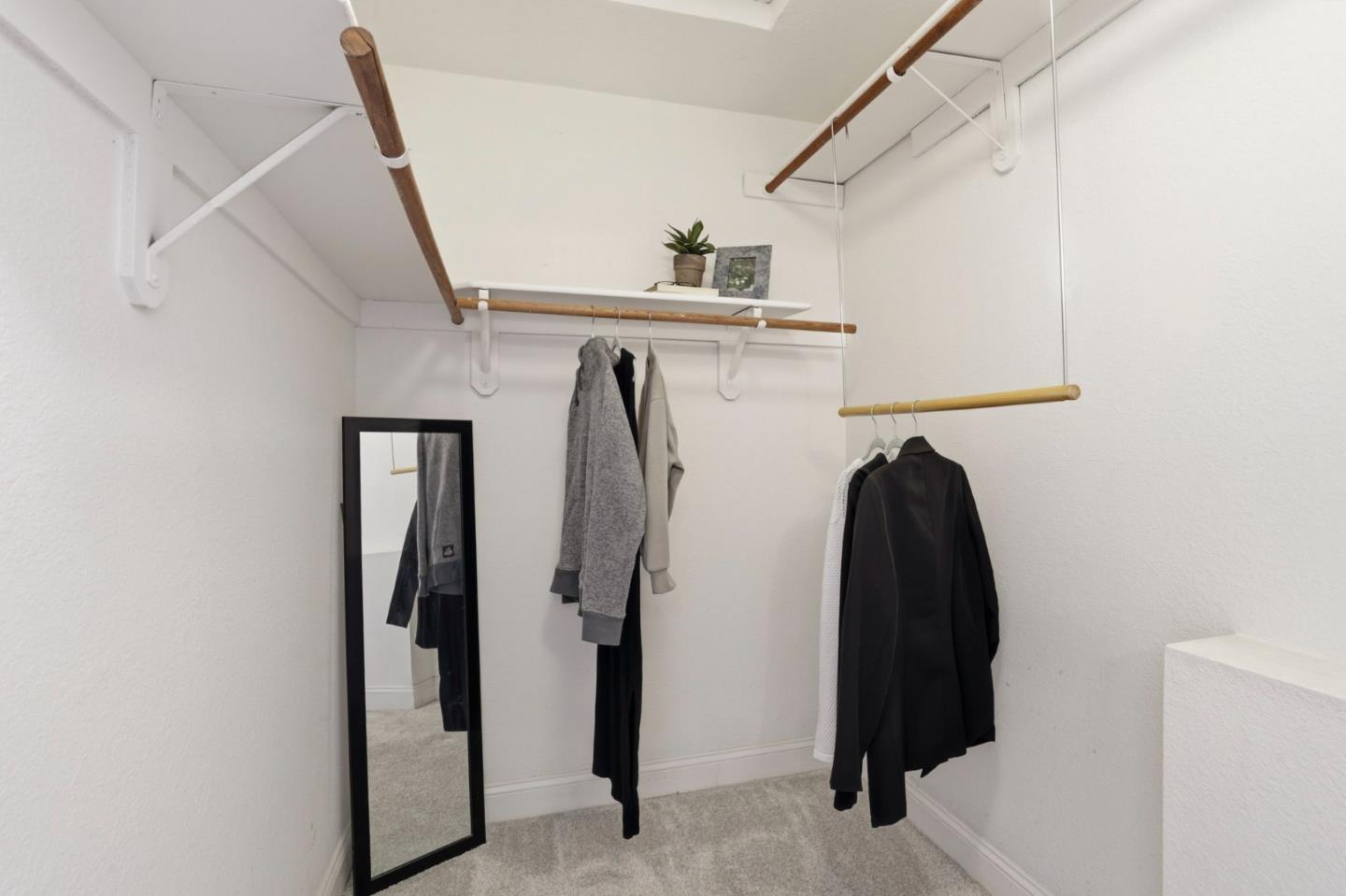 719 Lakemont Place 3