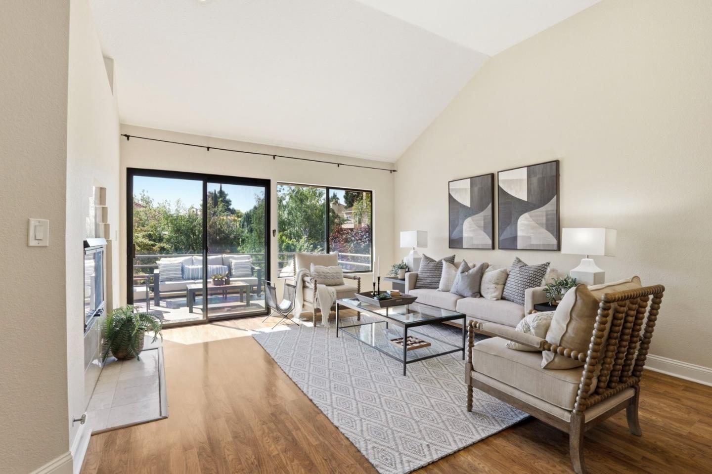 719 Lakemont Place 3