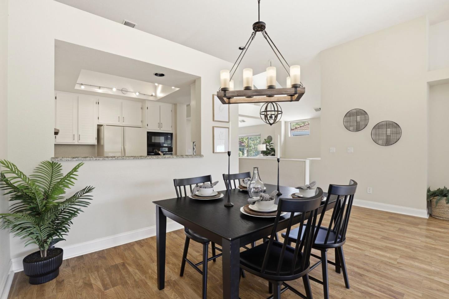 719 Lakemont Place 3