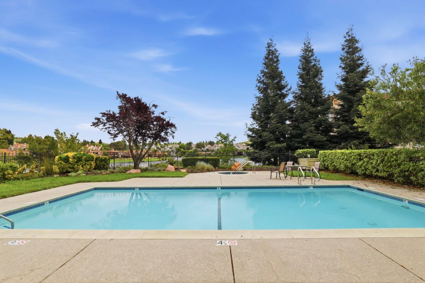 719 Lakemont Place 3