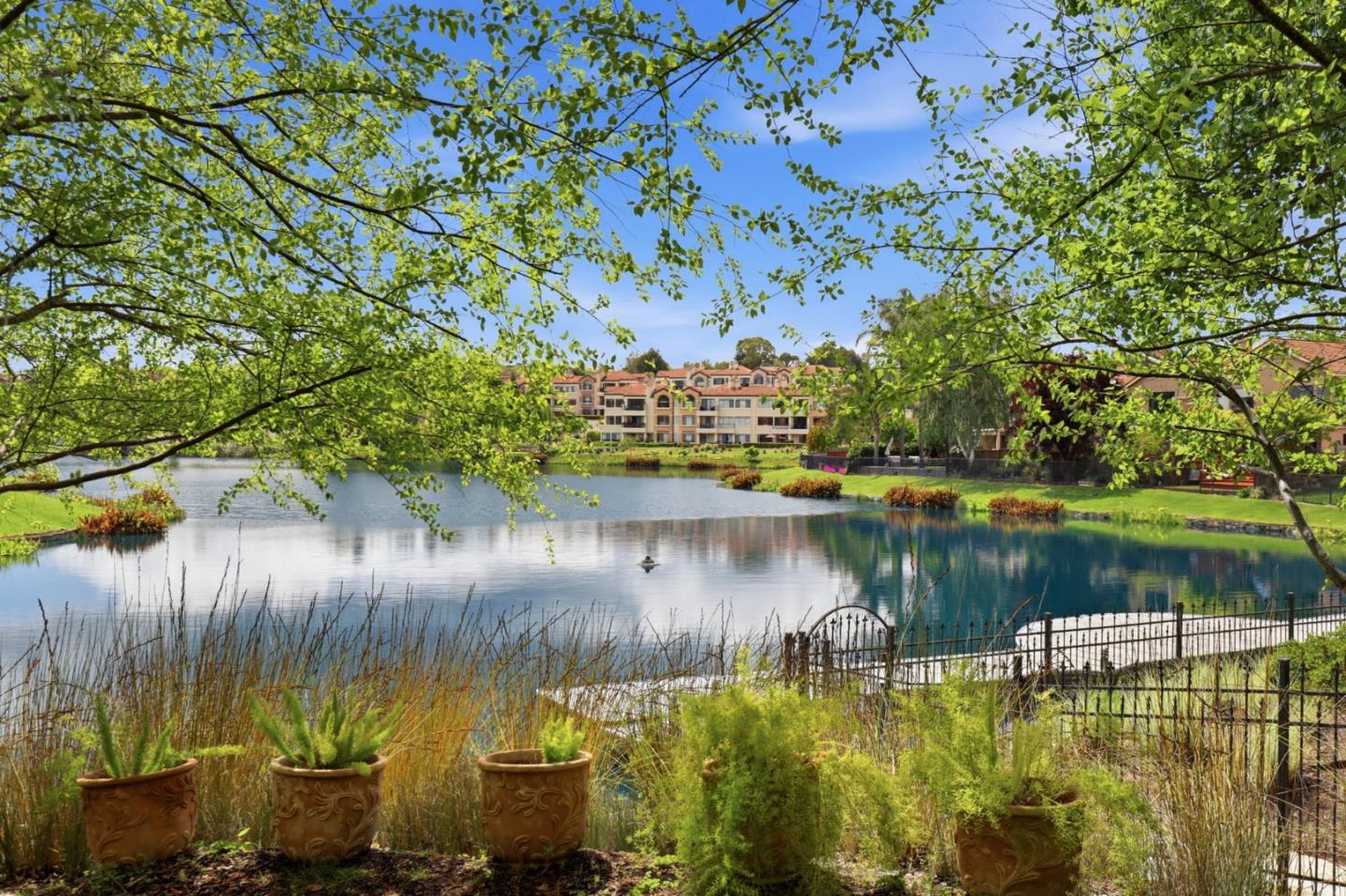 719 Lakemont Place 3