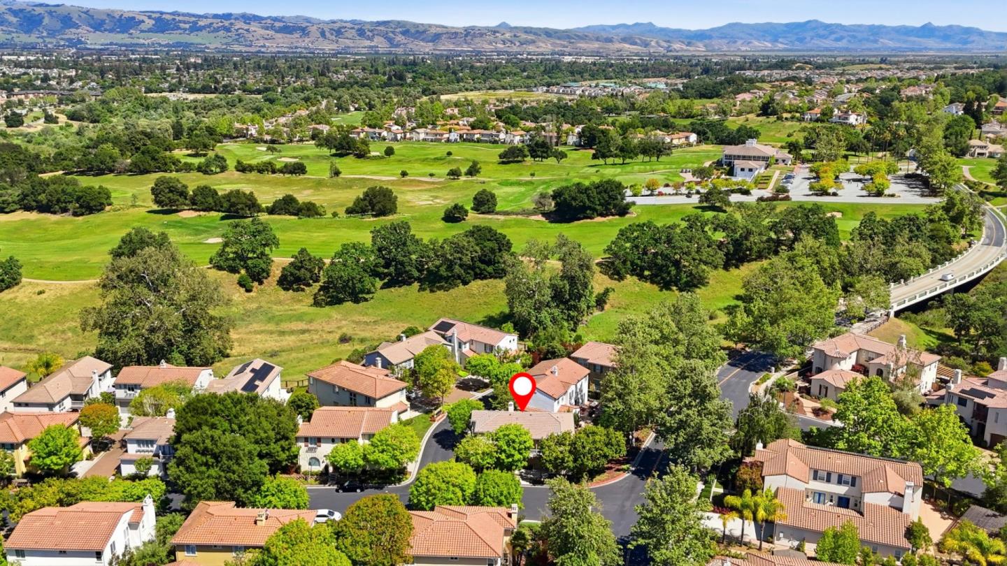 2521 Blairgowery Court