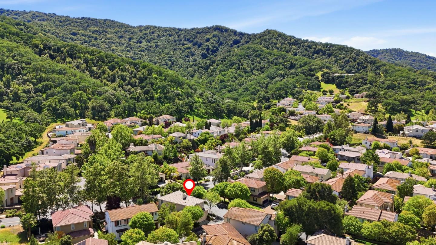 2521 Blairgowery Court