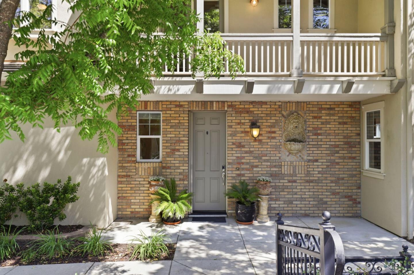 2521 Blairgowery Court