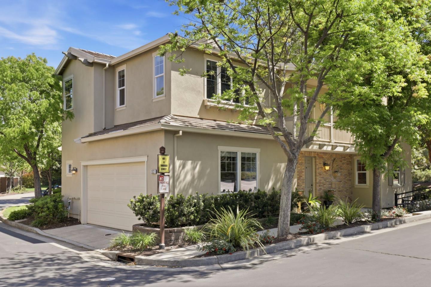 2521 Blairgowery Court