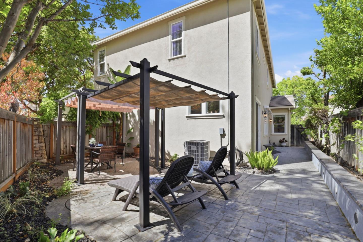 2521 Blairgowery Court