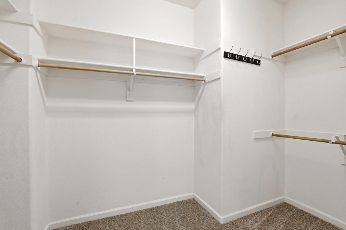 2521 Blairgowery Court