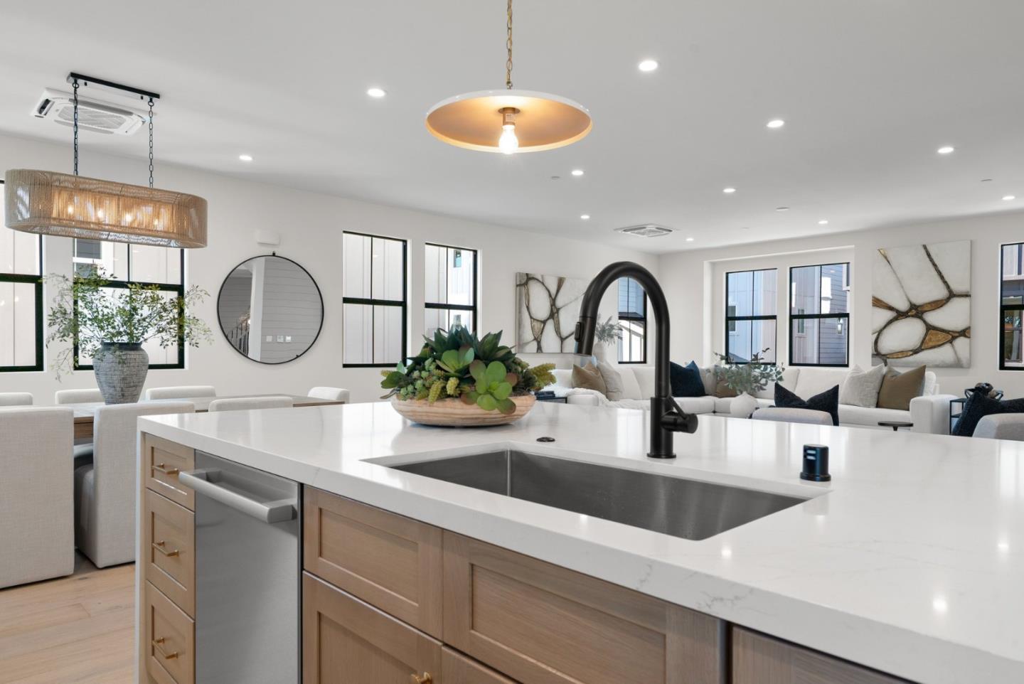 56 Sunnyside Avenue