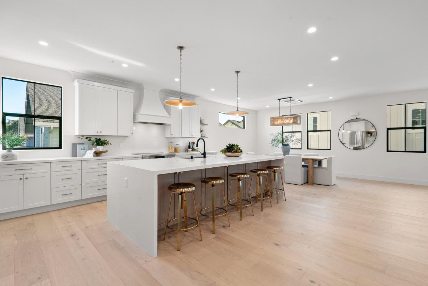56 Sunnyside Avenue