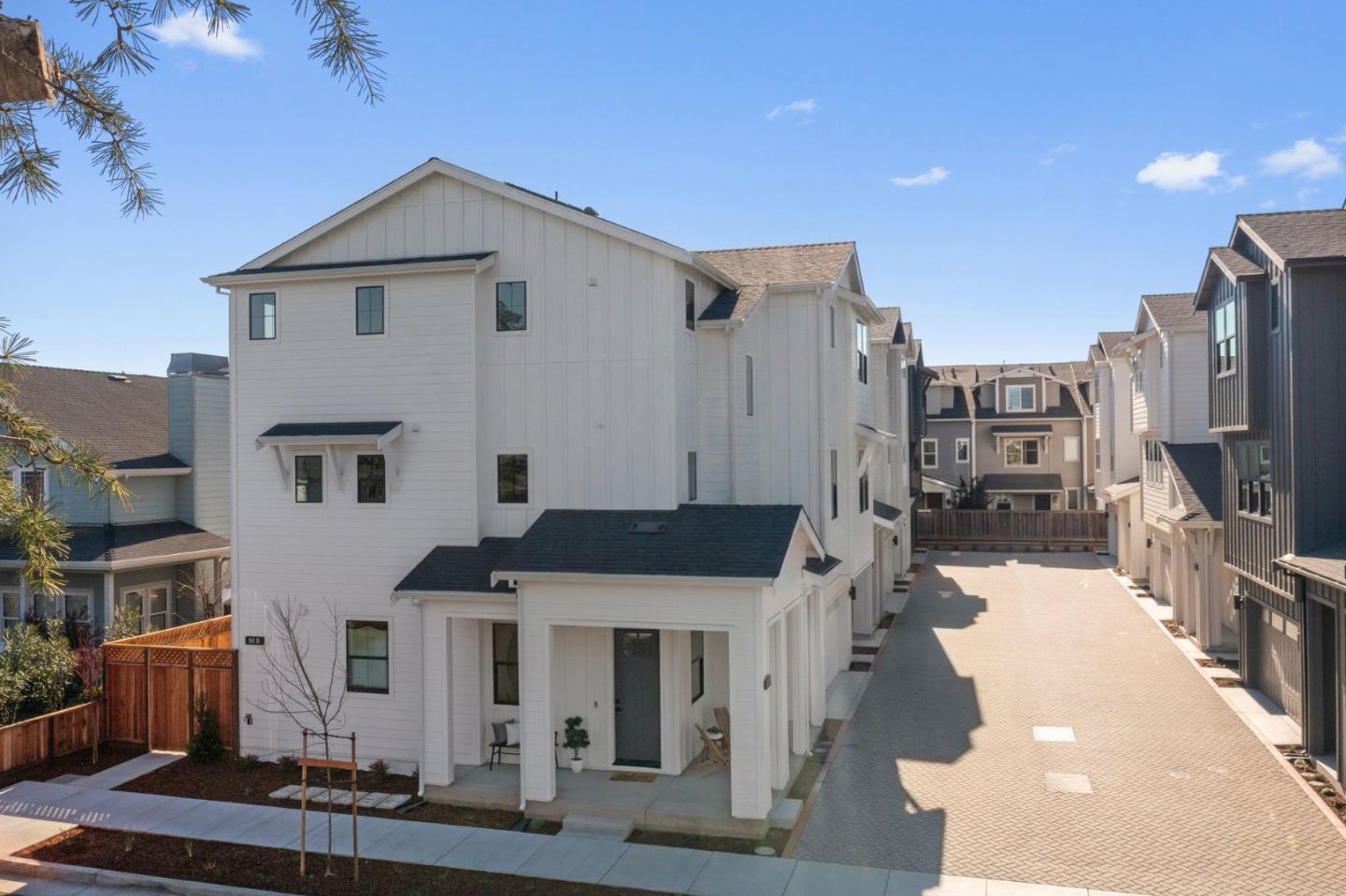 56 Sunnyside Avenue