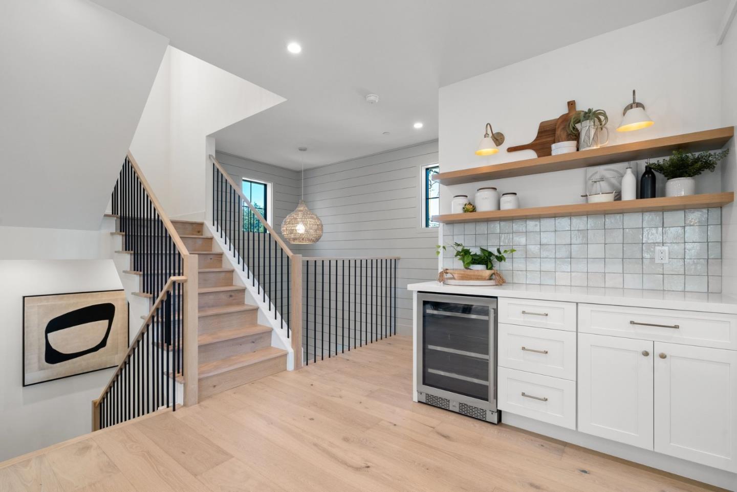 56 Sunnyside Avenue