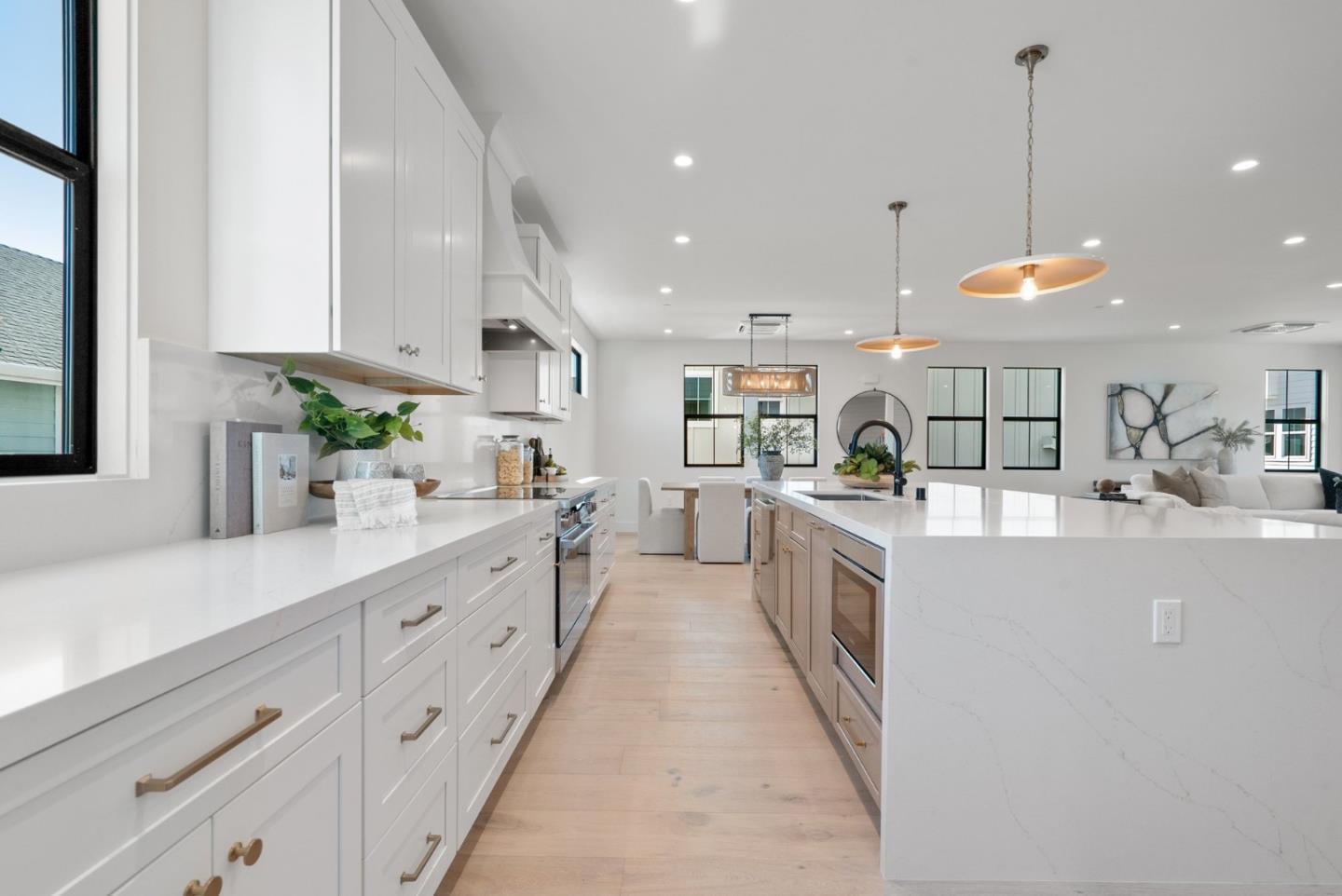 56 Sunnyside Avenue