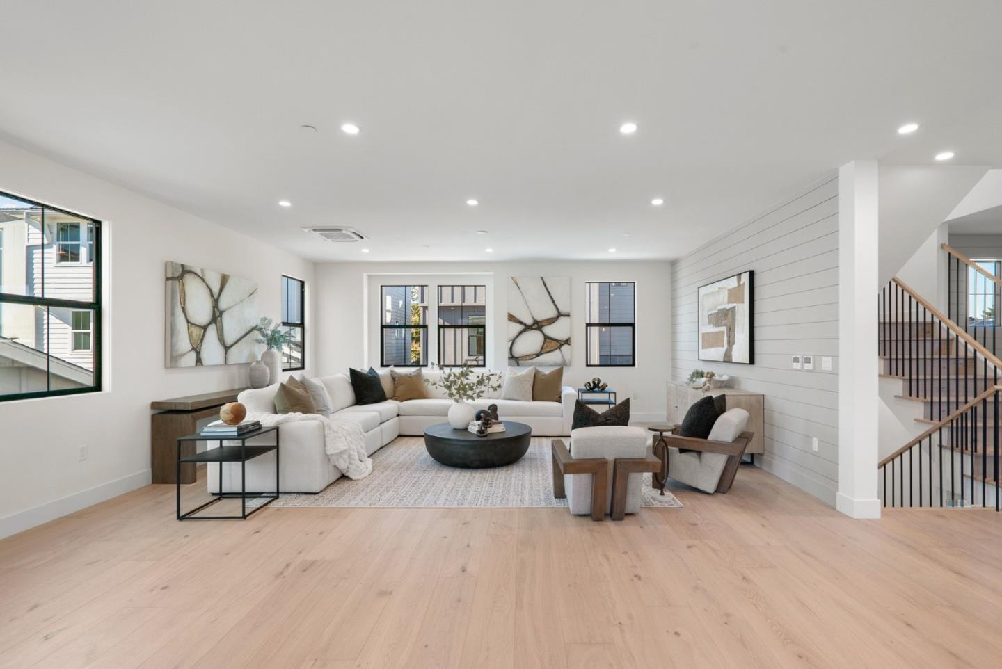 56 Sunnyside Avenue