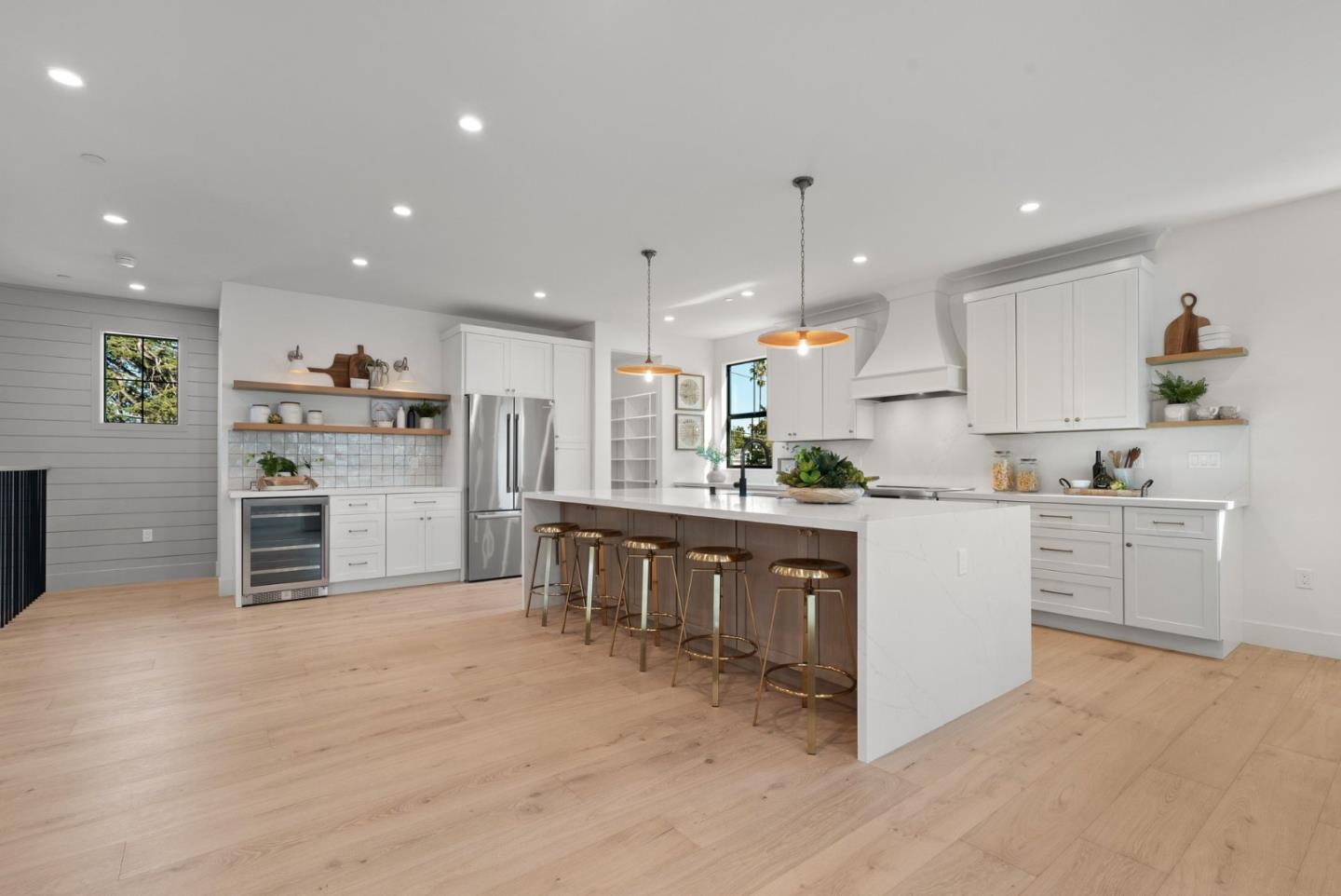 56 Sunnyside Avenue