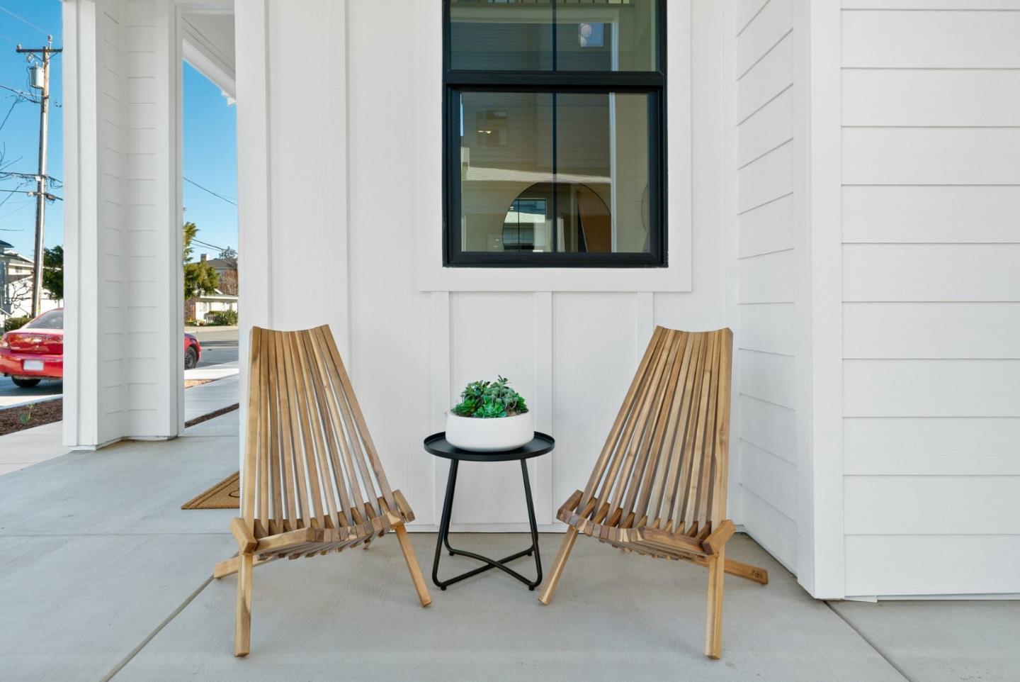 56 Sunnyside Avenue