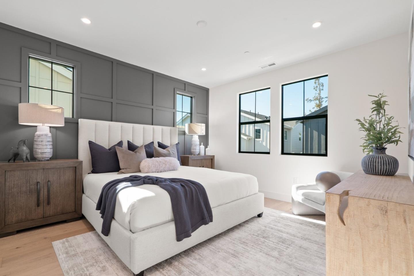 56 Sunnyside Avenue