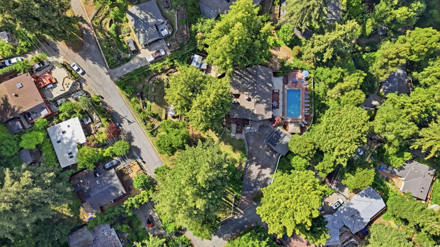 430 SAINT FRANCIS Drive