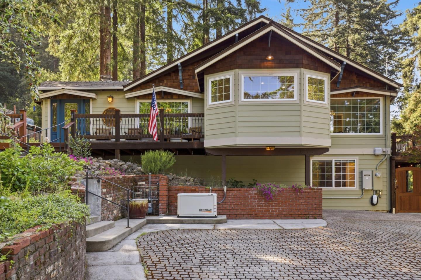 430 SAINT FRANCIS Drive