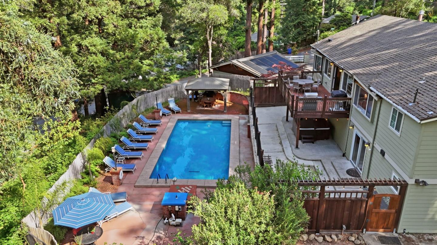430 SAINT FRANCIS Drive