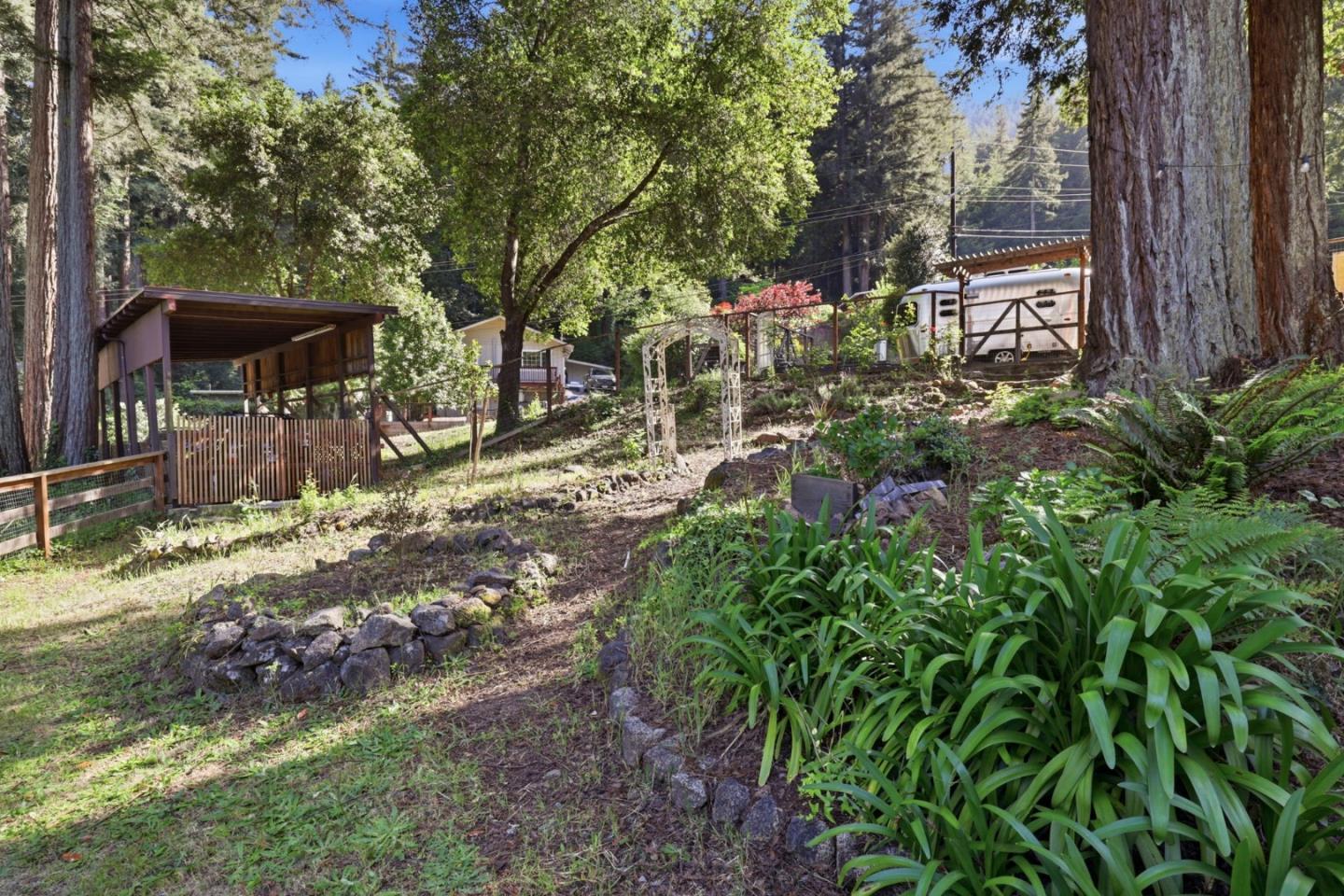 430 SAINT FRANCIS Drive