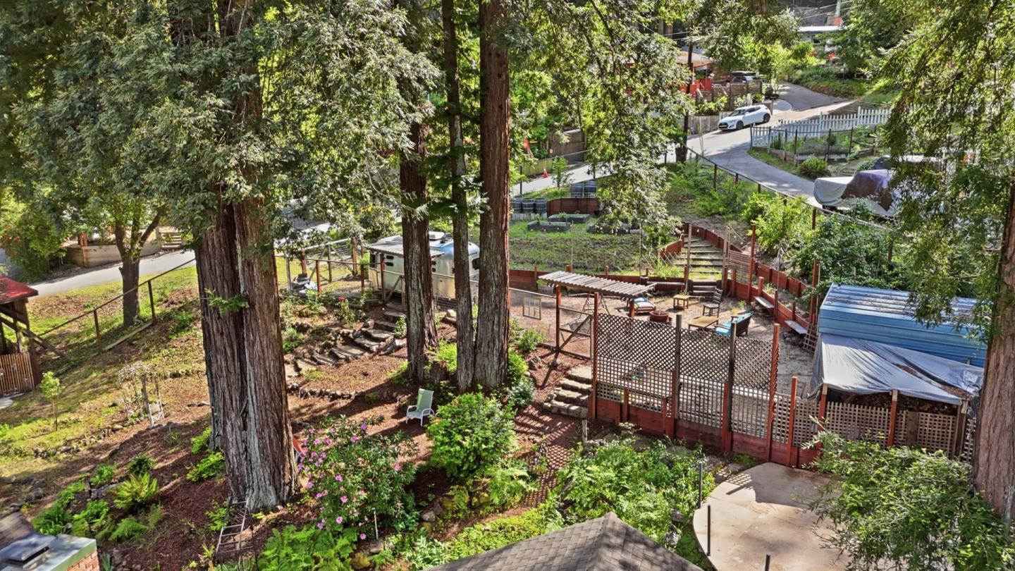 430 SAINT FRANCIS Drive