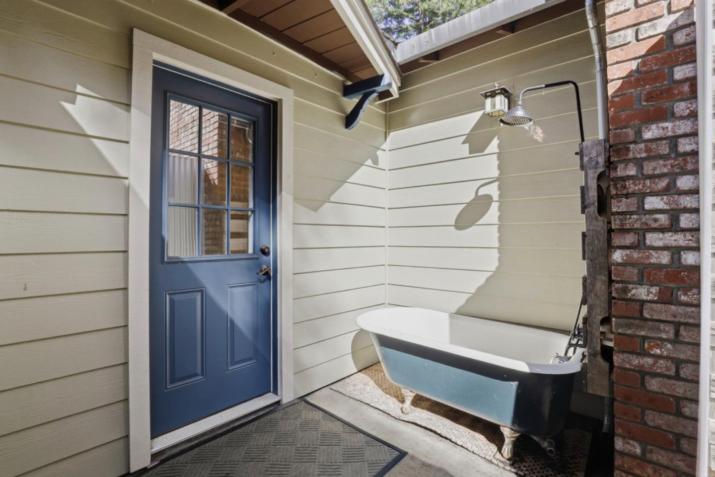 430 SAINT FRANCIS Drive
