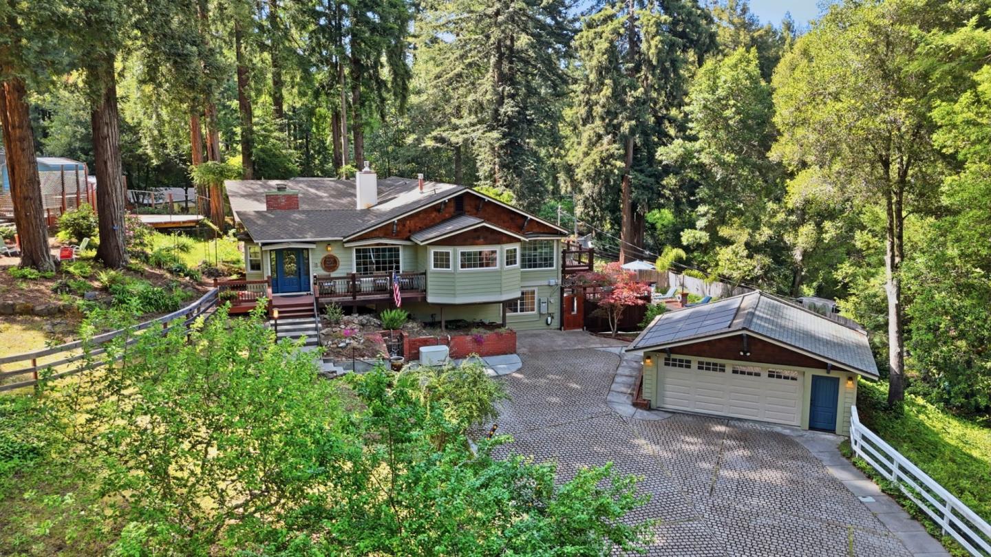 430 SAINT FRANCIS Drive