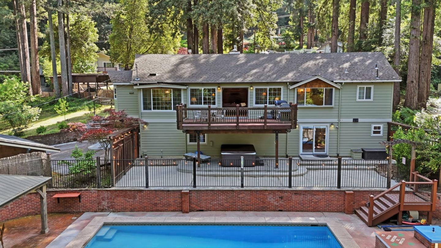 430 SAINT FRANCIS Drive