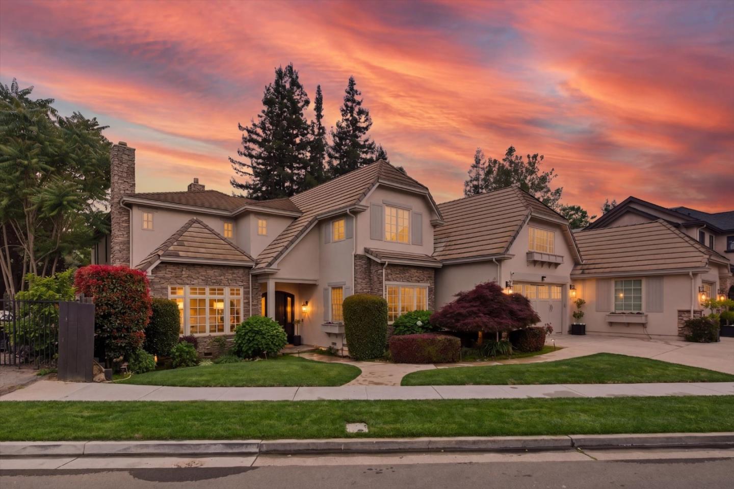 1951 Peregrino Drive