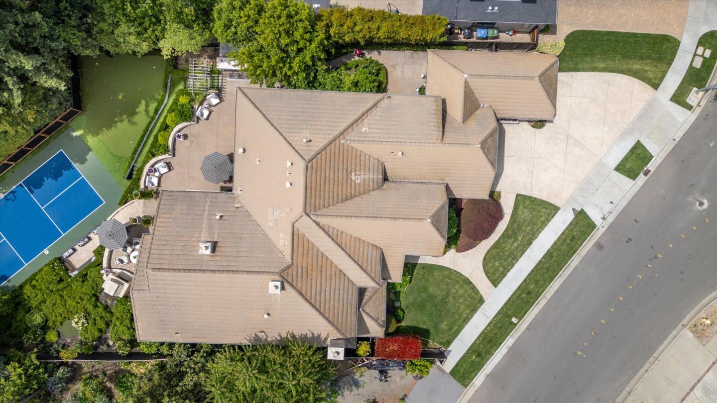 1951 Peregrino Drive