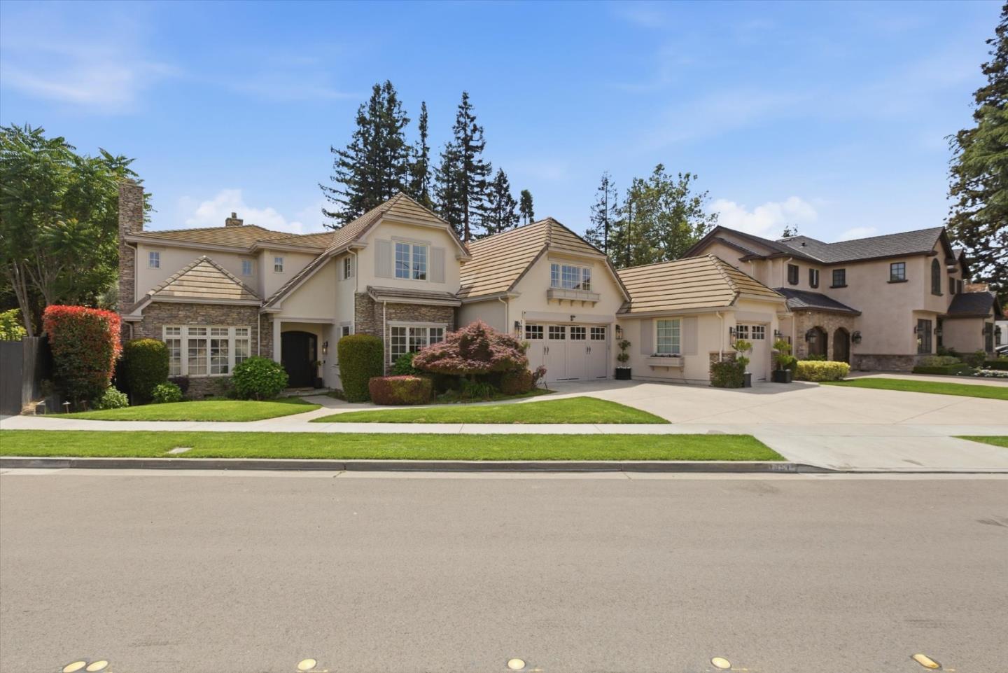 1951 Peregrino Drive