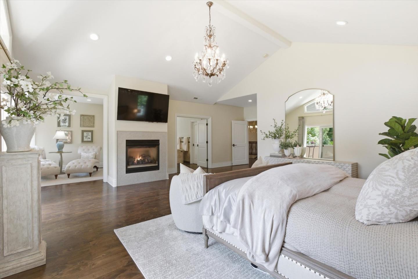 1951 Peregrino Drive