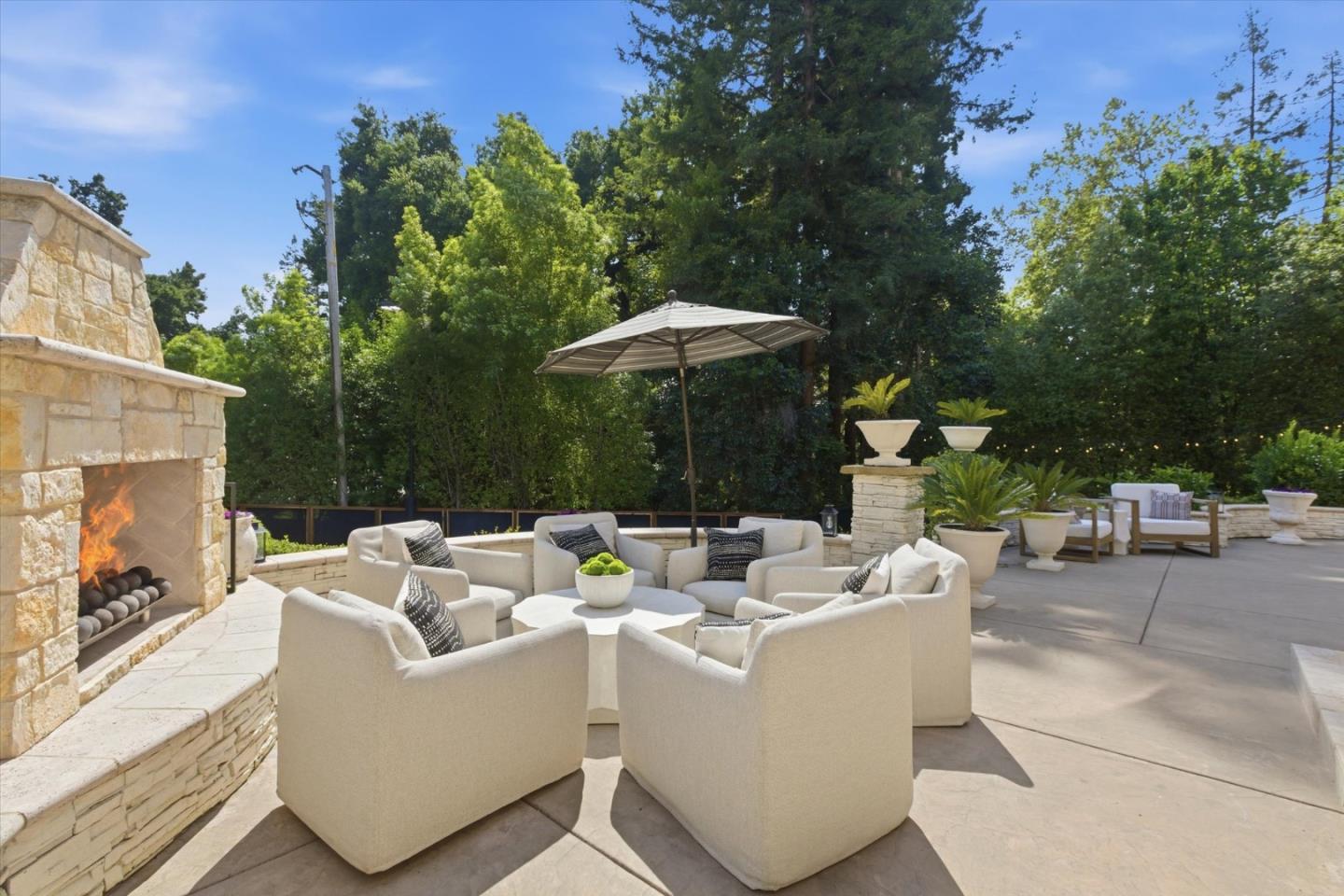 1951 Peregrino Drive