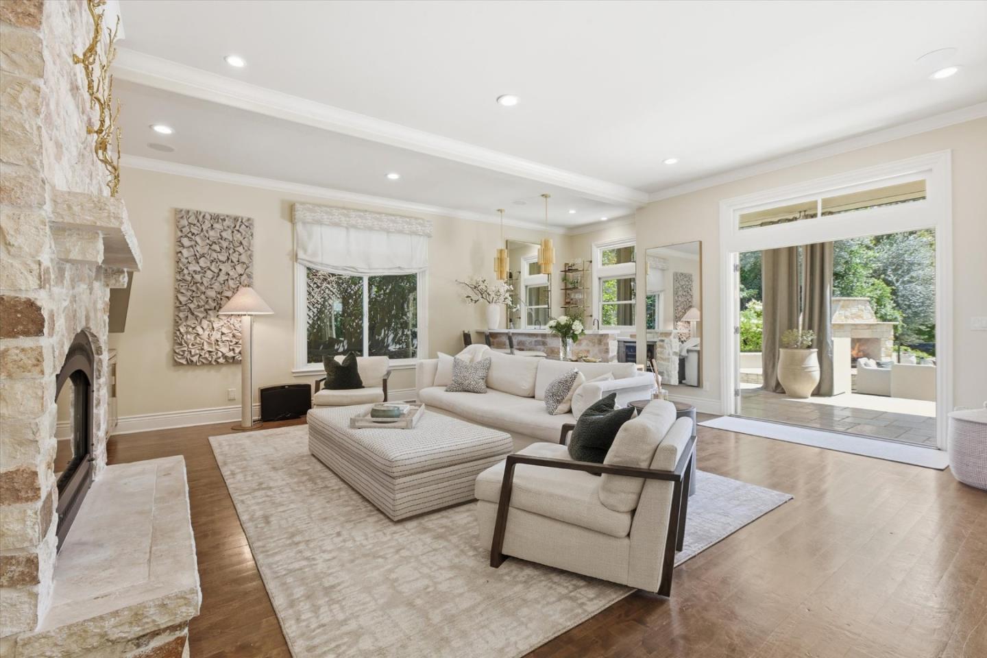 1951 Peregrino Drive