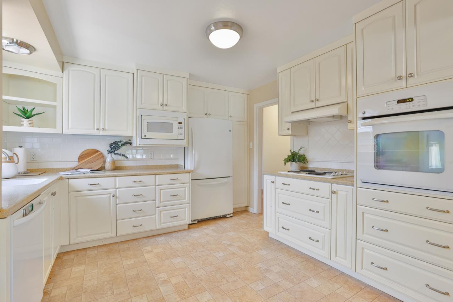3726 Casanova Drive