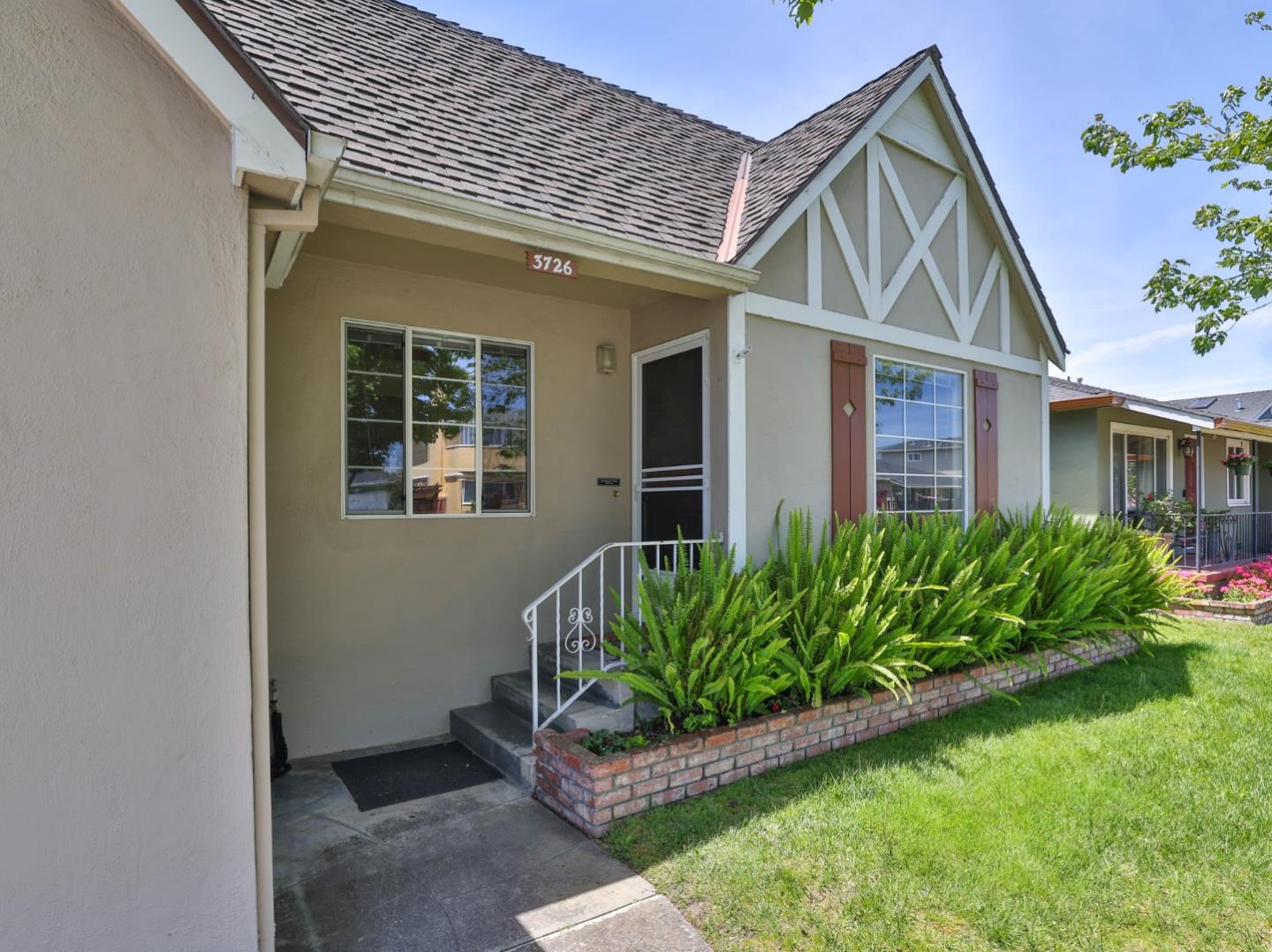 3726 Casanova Drive
