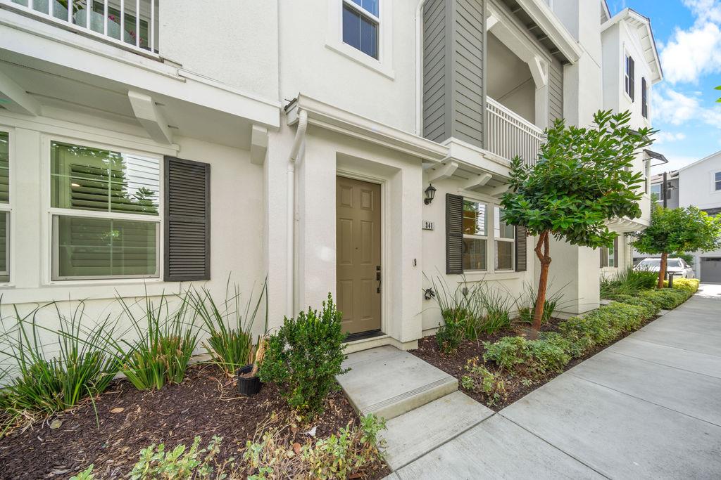 341 Wild Rose Way