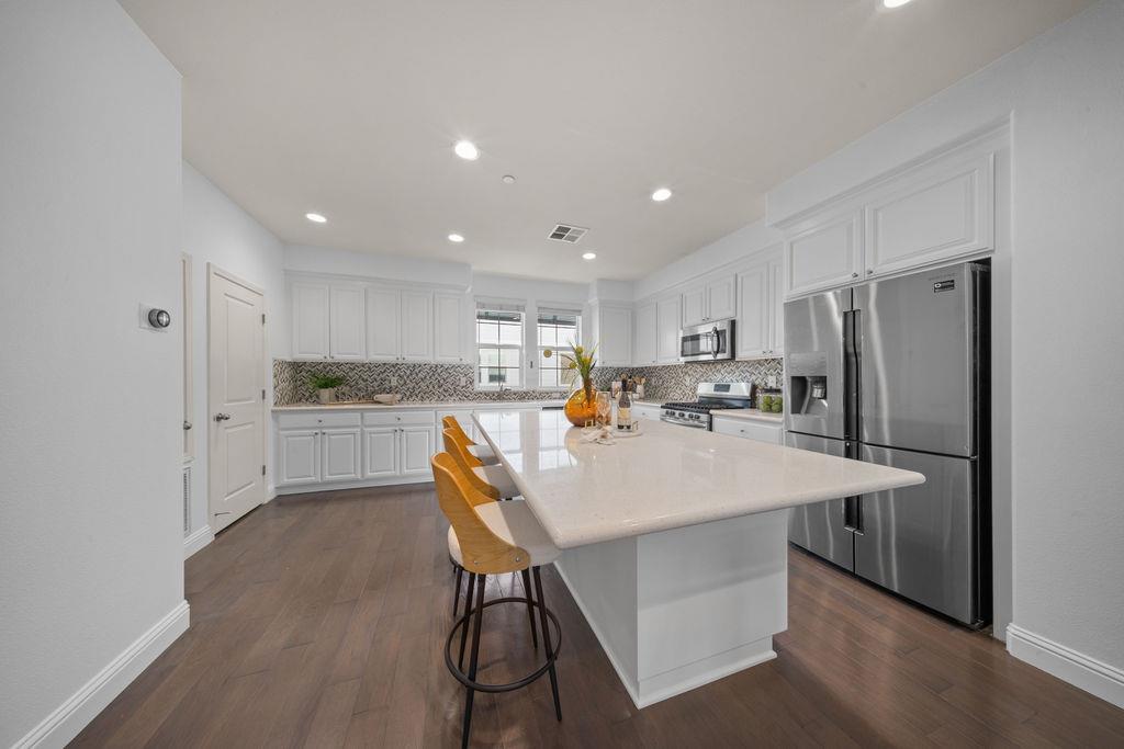 341 Wild Rose Way