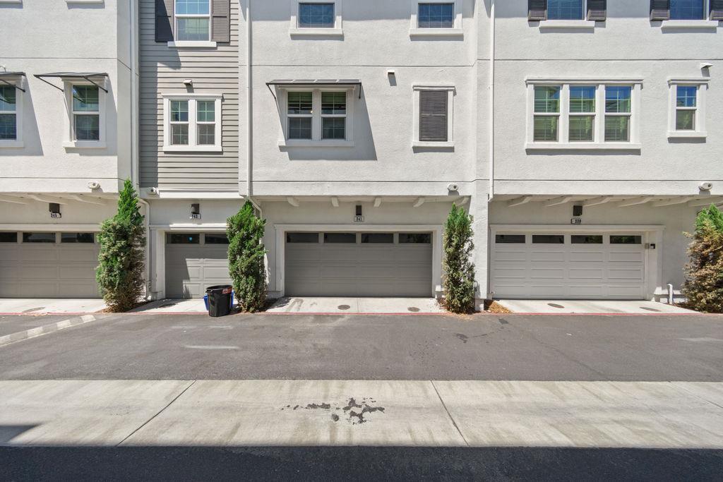 341 Wild Rose Way