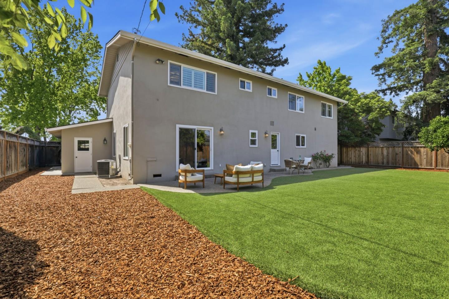 2725 Fairbrook Drive