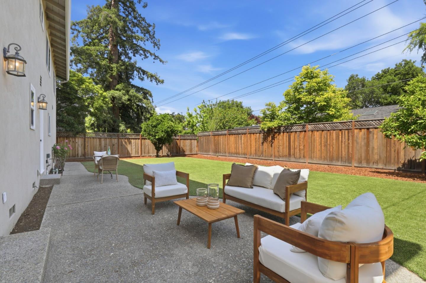 2725 Fairbrook Drive