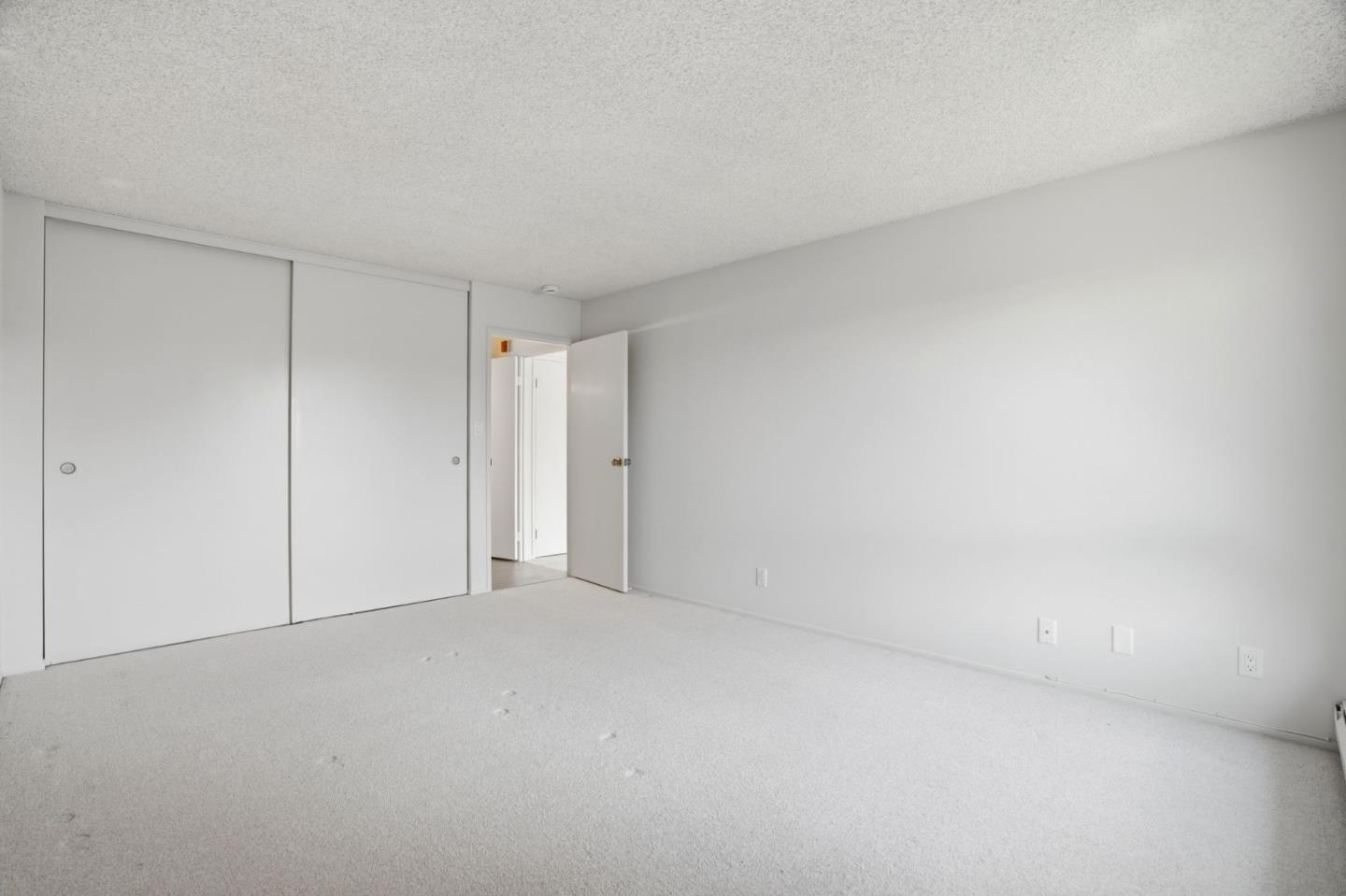803 North Humboldt Street 405