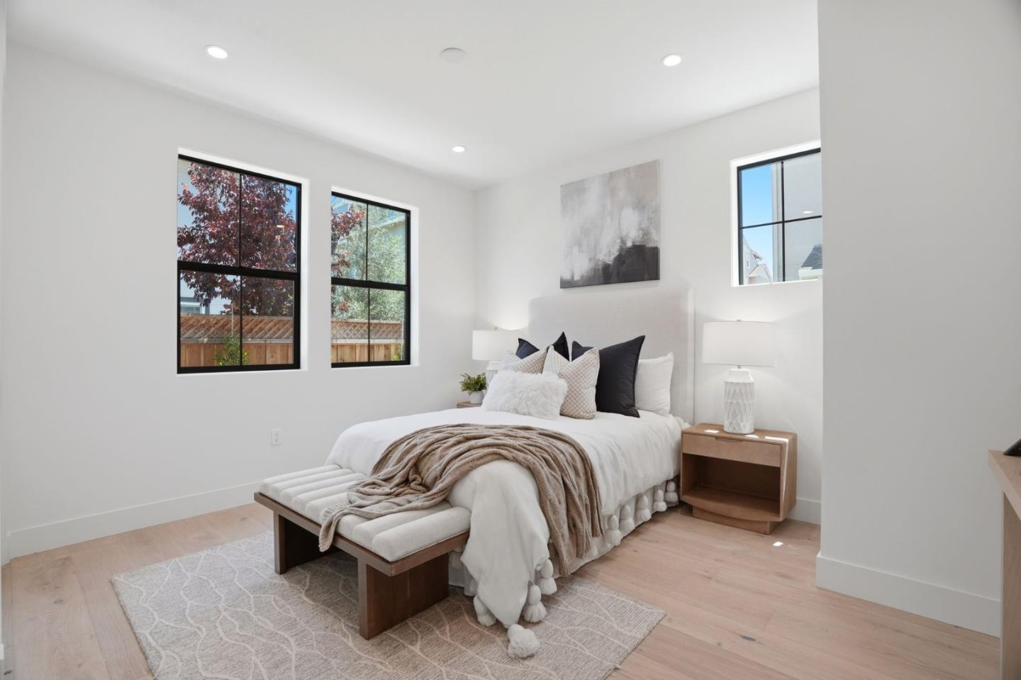 122 Sunnyside Court