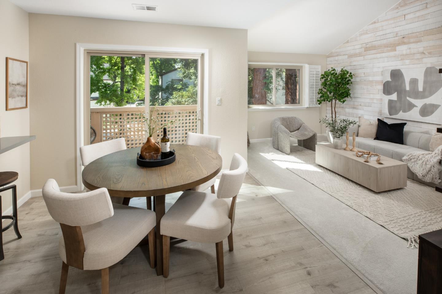 1554 Meadow Ridge Circle