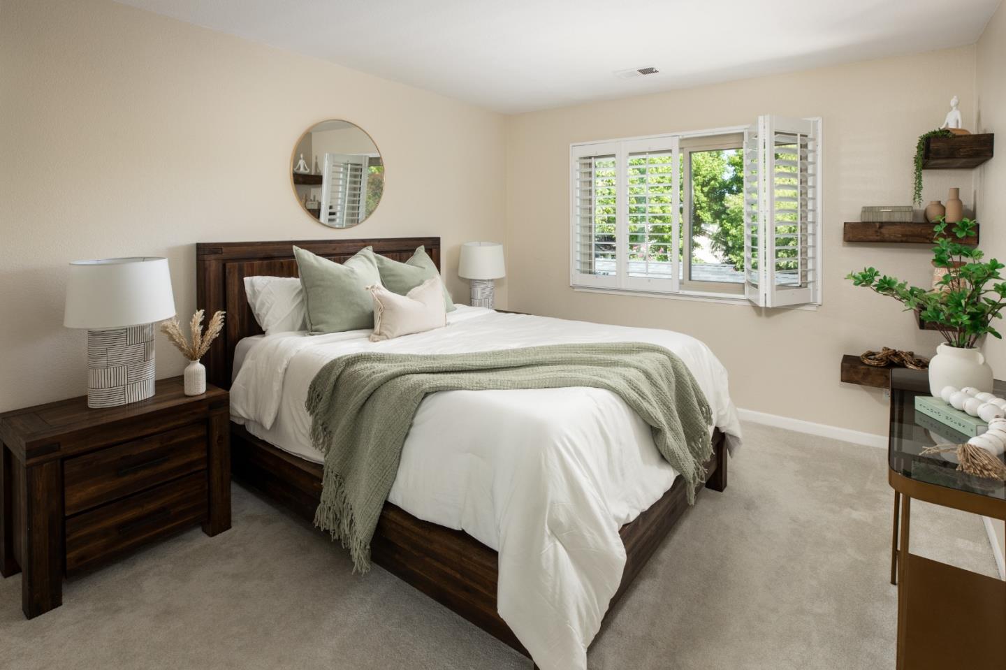 1554 Meadow Ridge Circle