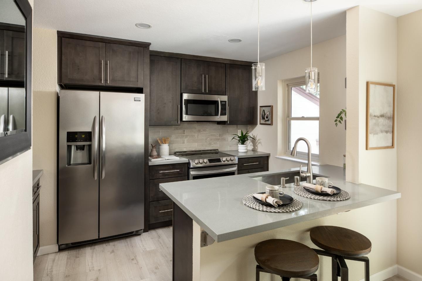 1554 Meadow Ridge Circle