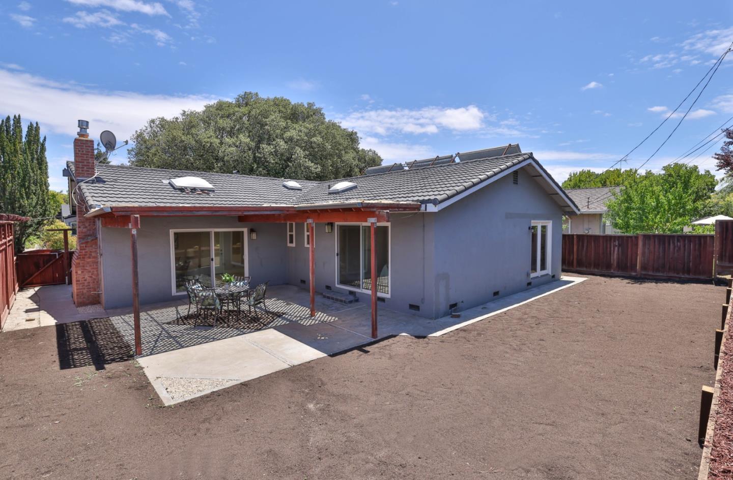 2293 Middletown Drive