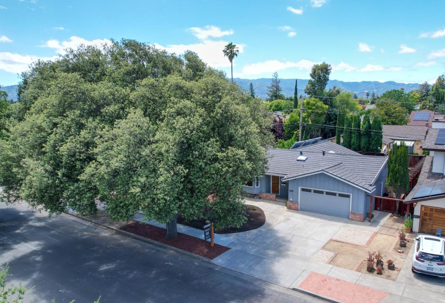 2293 Middletown Drive