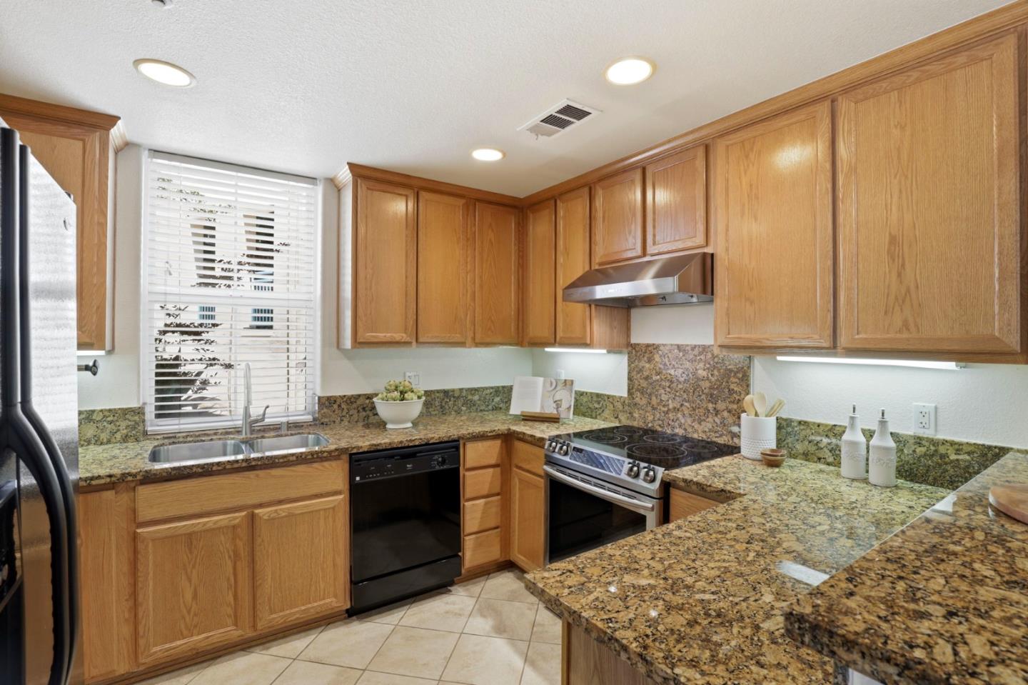 1310 Saddle Rack Street 250