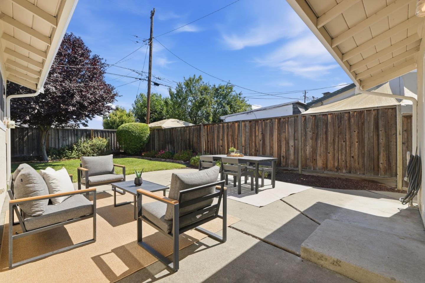 553 Shawnee Lane